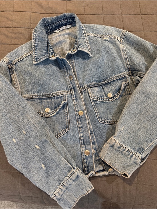 Zara Jackets & Blazers - Zara Cropped Distressed Denim Jacket - Button Front